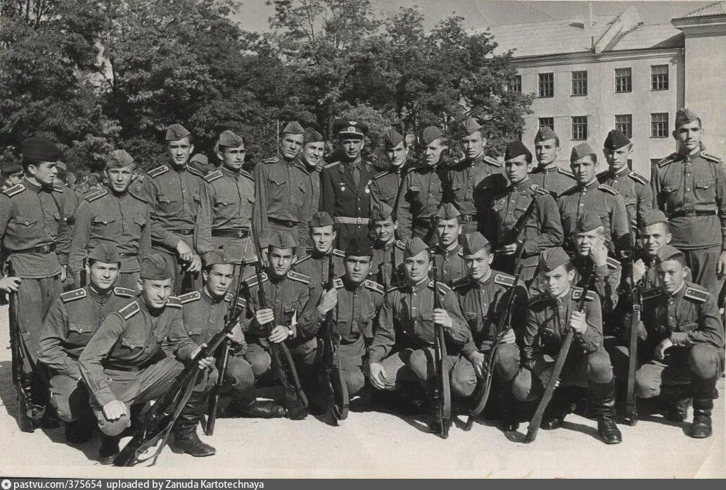 Ейское высшее военное училище летчиков. Евваул 1984г. ейское училище летчиков. ейское высшее авиационное училище летчиков. ейск военное училище.