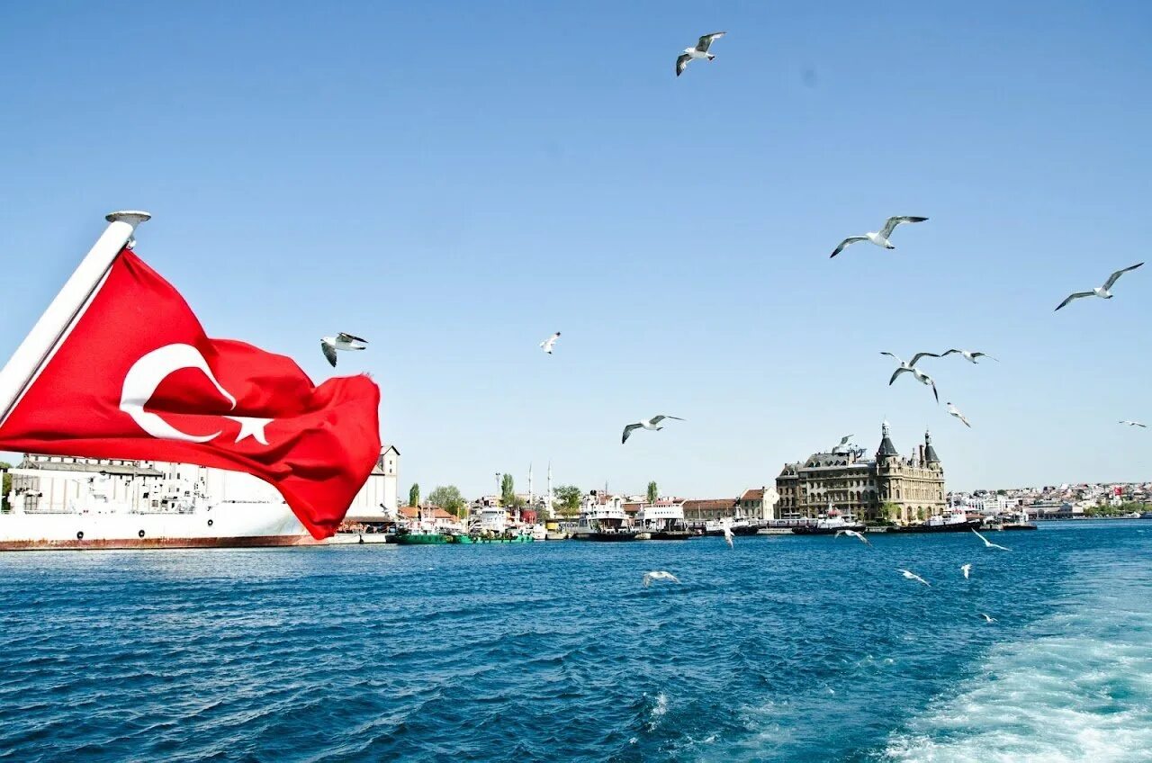 Turkey турция. Турция Султанахмет флаг. Турецкий флаг Анталия. Флаг Турция Истанбул. Турция туризм.