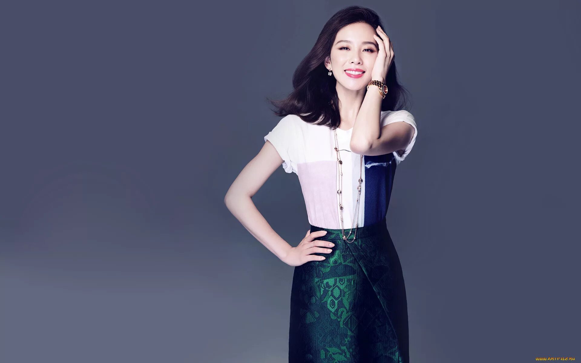 Shi-shi логотип. Большая дмитровка shi shi. Shi shi магазин. Shi shi магазин. Shi shi модель.