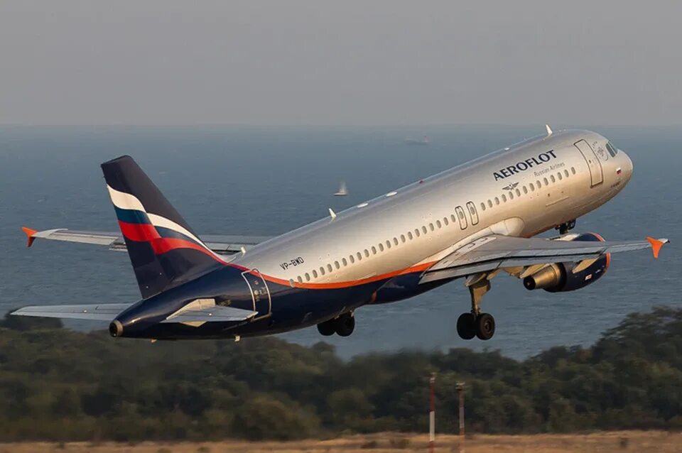 Аэробус а350 аэрофлот. Airbus a330-300 аэрофлот. Самолеты аэробус аэрофлота. Самолеты аэробус аэрофлота. Самолеты аэробус аэрофлота.