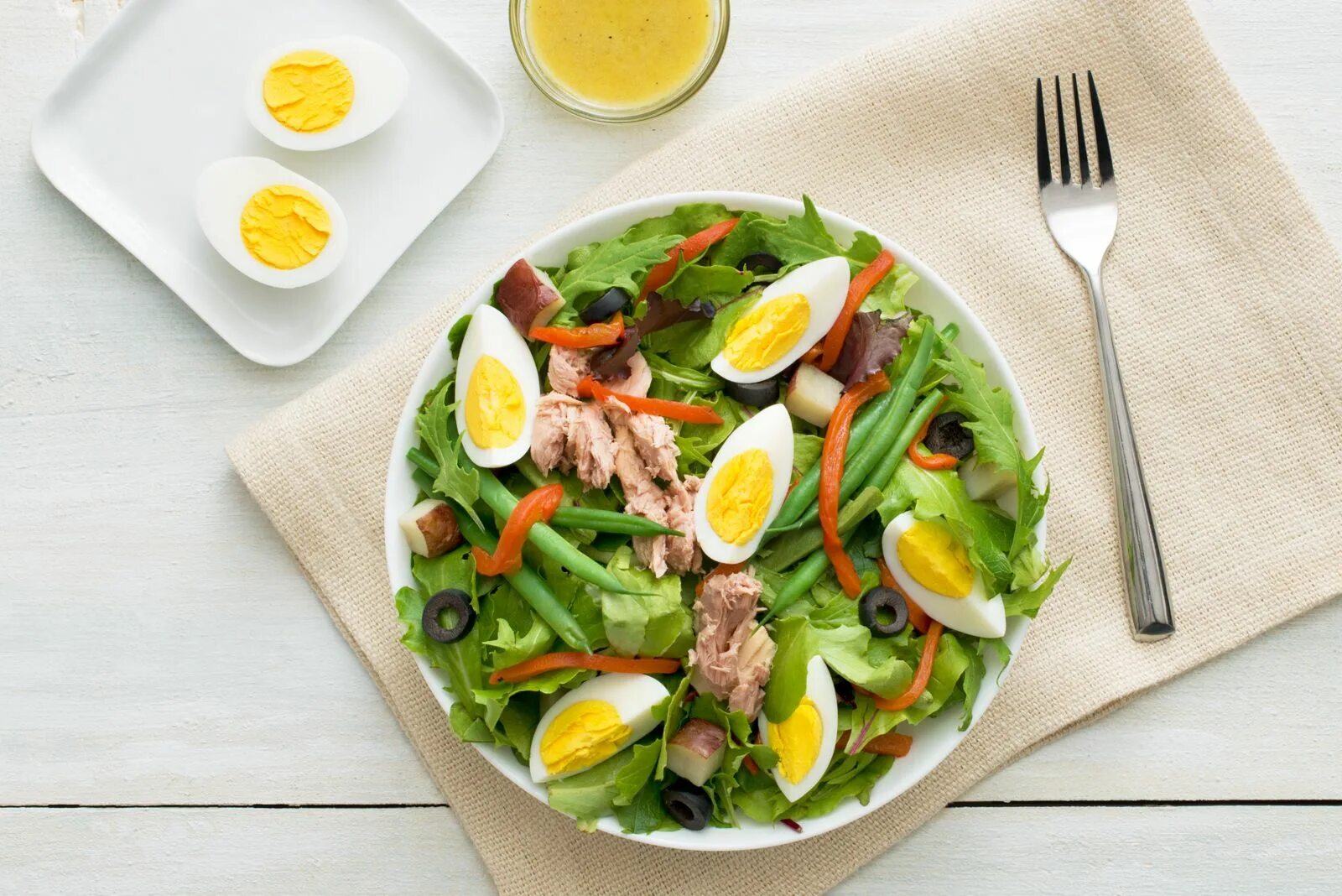 Vegetable lunch. Tuna Nicoise Salad. Ницца salade Nicoise. Салат Нисуаз. Нисуаз Мишлен.