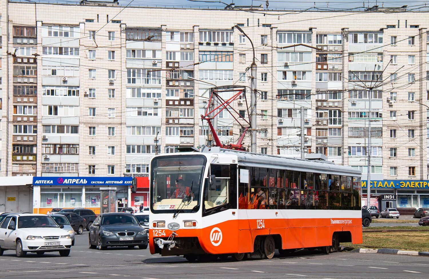 Городской транспорт ульяновск. Трамвай мэрия ульяновск. Трамвай 4 ульяновск. Город ульяновск трамвай. Ульяновские транспортные трамваи.