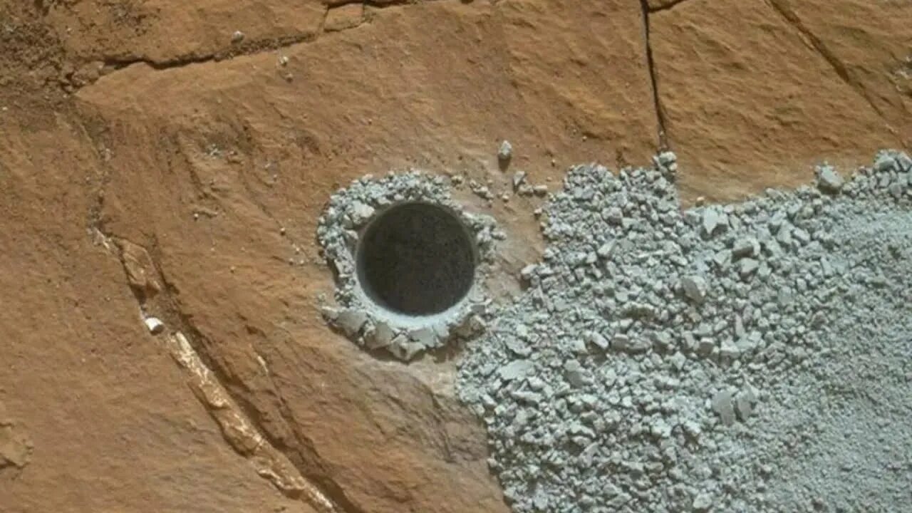 Нашла странную дыру в стене. Снимки Марса. Марс фото. Реальные снимки Марса. Марсианский камень.