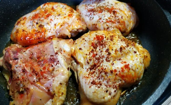 Как быстро пожарить куриные бедра. Как быстро пожарить куриные бедра