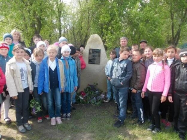 С Спицевка Ставропольский край Грачевский район. Село Спицевка Грачевского района Ставропольского края. Село Спицевка памятник. Спицевка Ставропольский край достопримечательности.