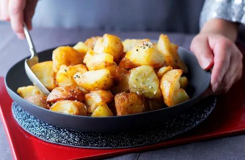 Она с картошкой