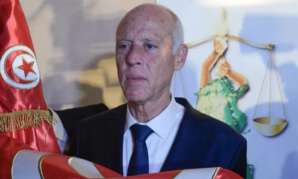 Kais. Президент туниса кайс сайед. Президент туниса кайс саид фото. Кейс саид тунис. Каис саид.