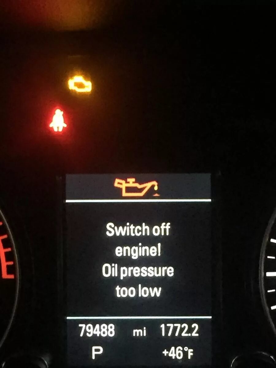 Low oil pressure перевод на русский. Лампочка давления масла митсубиси лансер 10. Low oil pressure. Warning, engine oil pressure. W176 предупреждение масло.