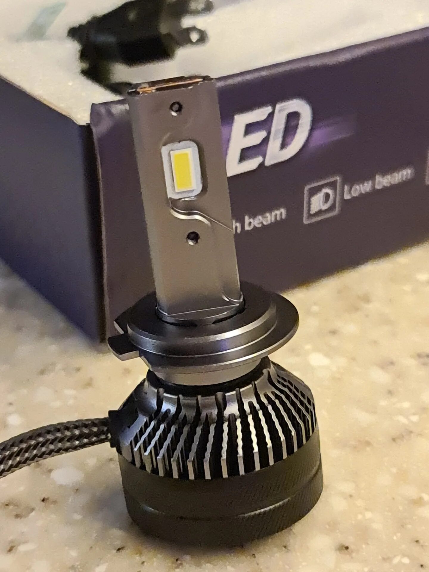 K5c mini h4 4300k. Dawnknight k5c 4300k 110w h7 h4 на гранту. dawnknight k5c 4300k h7. светодиодные лампы в линзу на аутлендер 3.