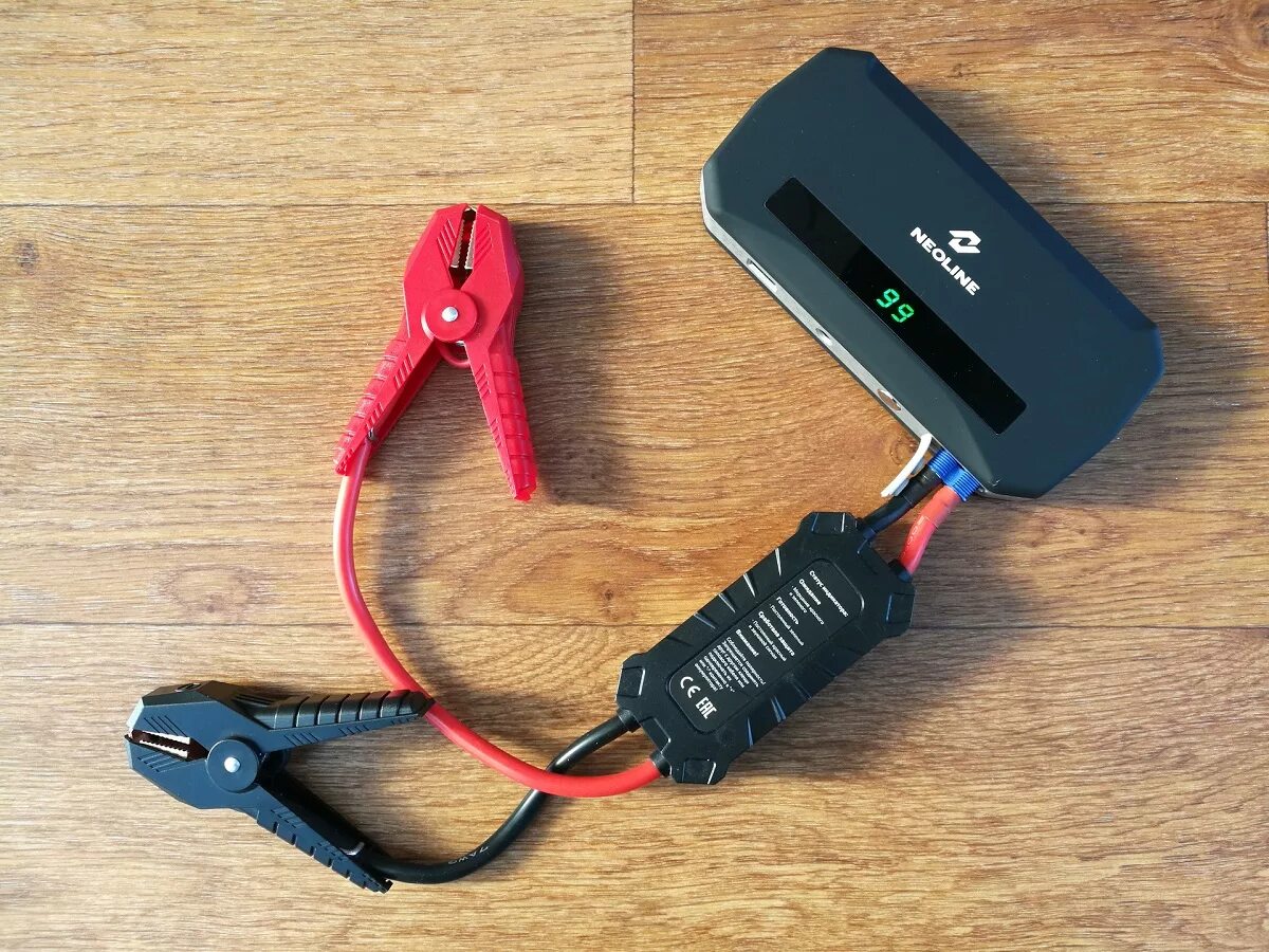 Джамп стартер купить. Neoline Jump Starter. Пуско зарядное Jump Starter. Пуско зарядное устройство Neoline. Jump Starter 006s.