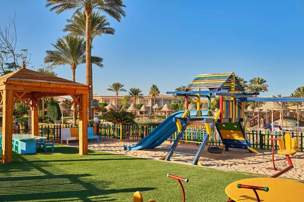 Parrotel lagoon resort 5 египет. Египет хургада альбатрос палас резорт 5. Отель serenity fun city 5 хургада фото. Топ отелей египта для детей. Топ отелей египта для детей.