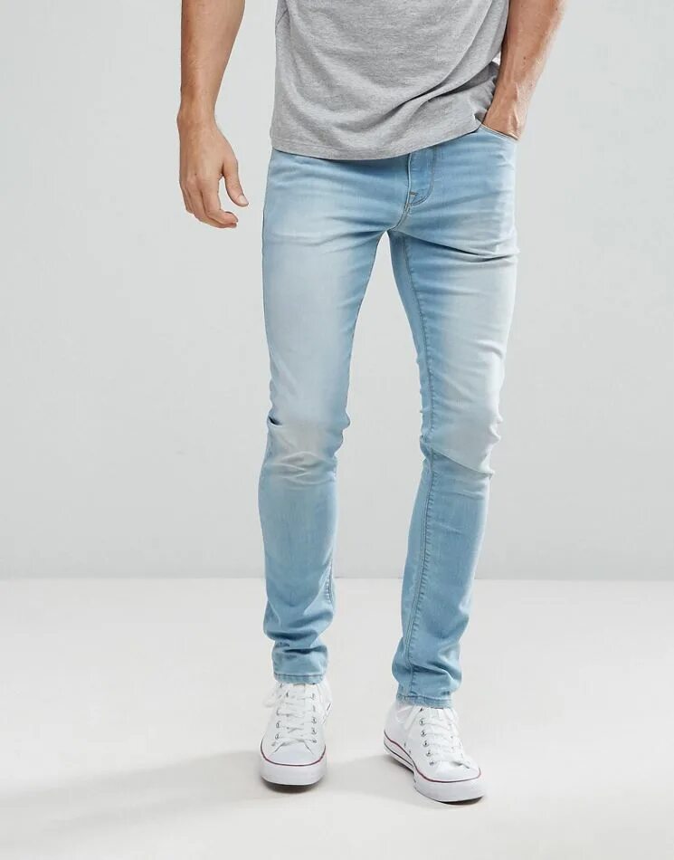 Blue jeans man. Светло голубые джинсы мужские. Драные джинсы мужские. Джинсы в обтяжку мужские. Мужские джинсы.