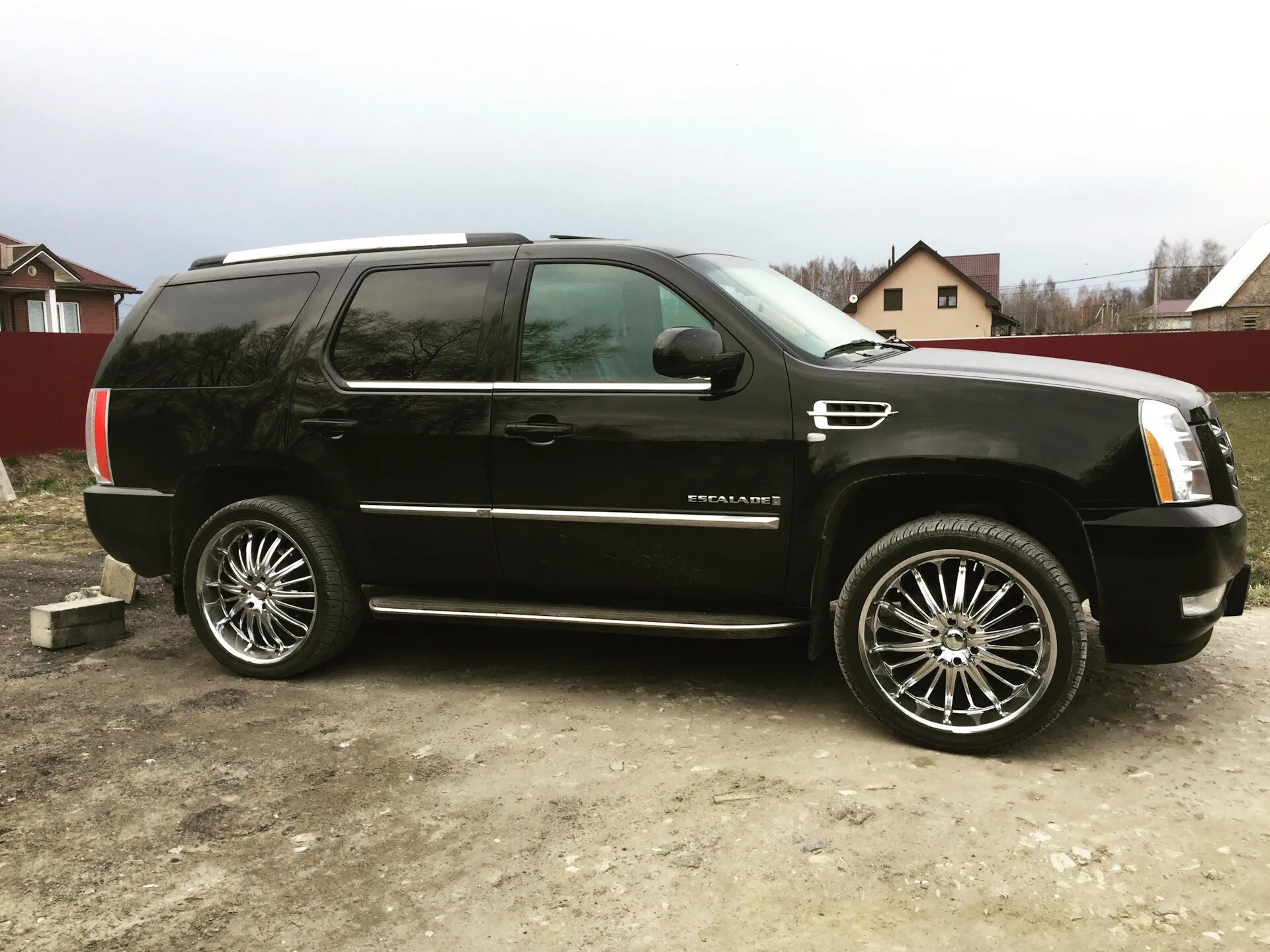 Cadillac Escalade r24. Диски на Кадиллак Эскалейд r24. Cadillac Escalade 3. Диски на Cadillac Escalade 3. Купить r 24