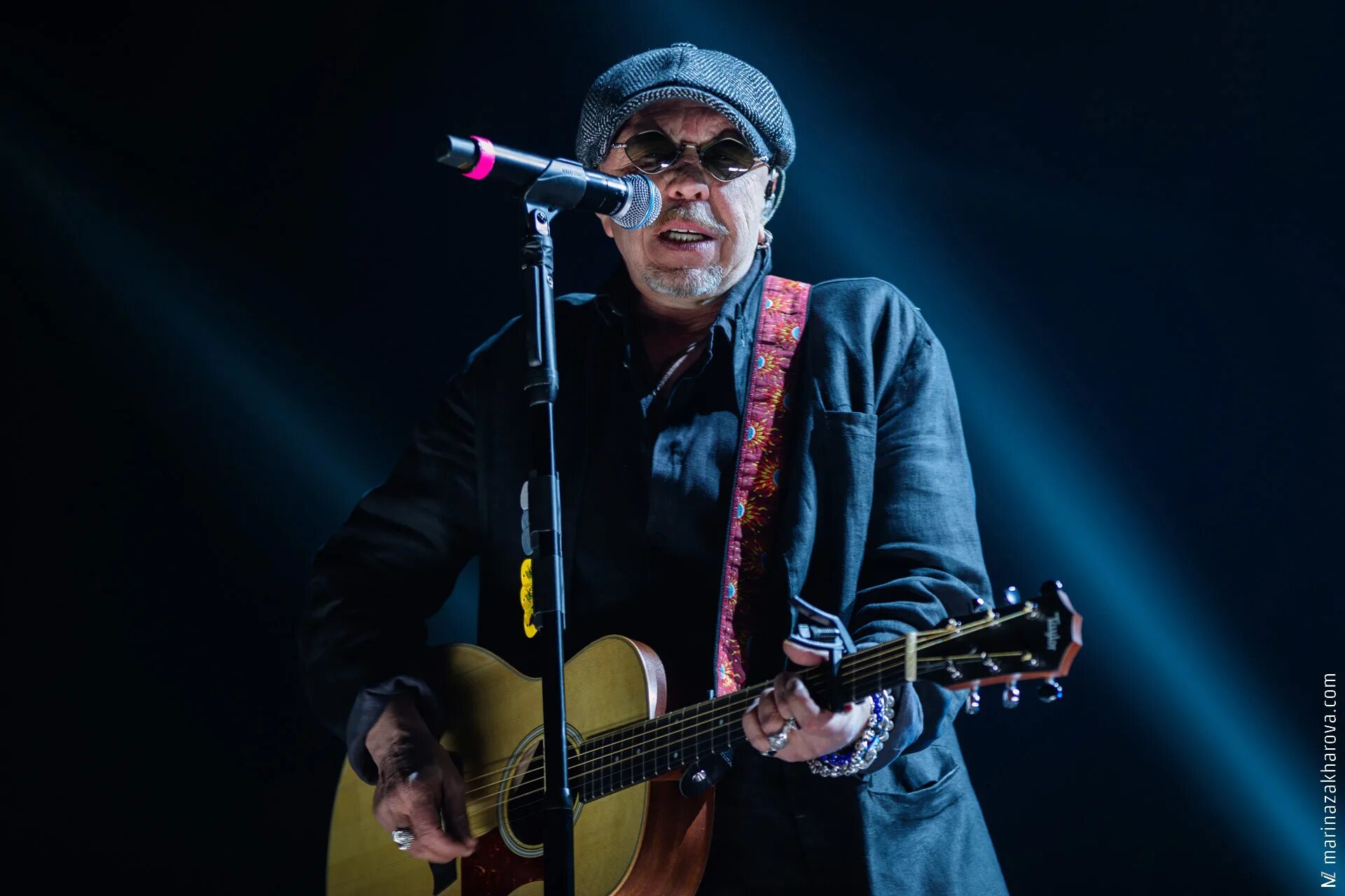 Гарик сукачев азербайджан. Последнее выступление гарика. Последнее выступление гарика. Гарик сукачев и глухая сидячка. Последнее выступление гарика.