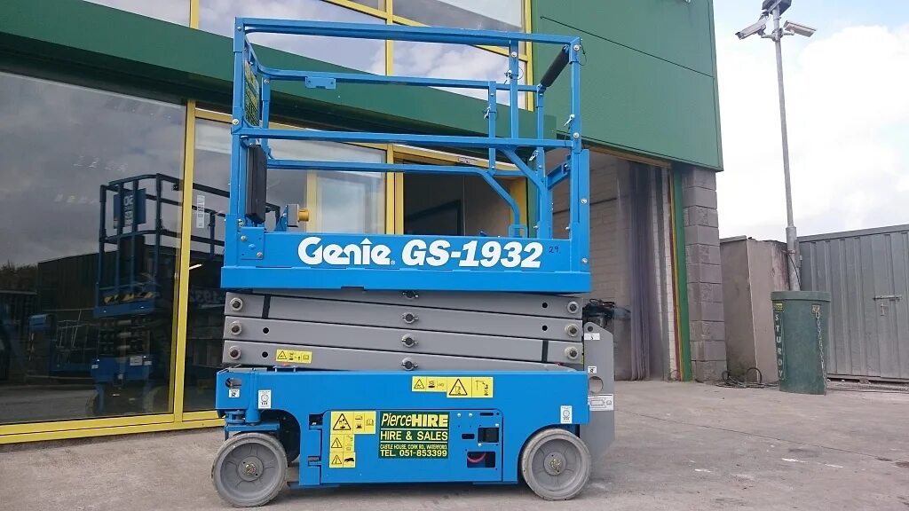Подъемник genie gs-90. Подъемник genie z80. Коленчатый подъемник genie z60 37dc. Pekkaniska genie gs5390. Подъемник самоходный ножничный genie gs-1932.