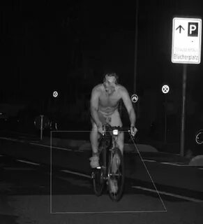 Naked cyclist 