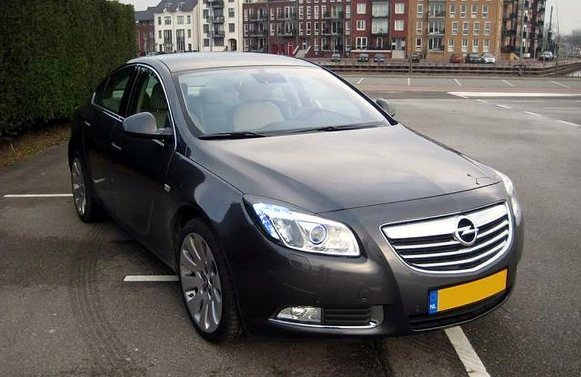 Опель инсигния б. Опель Инсигния. Opel Insignia 2000. Opel Insignia 4. Opel Insignia 2.