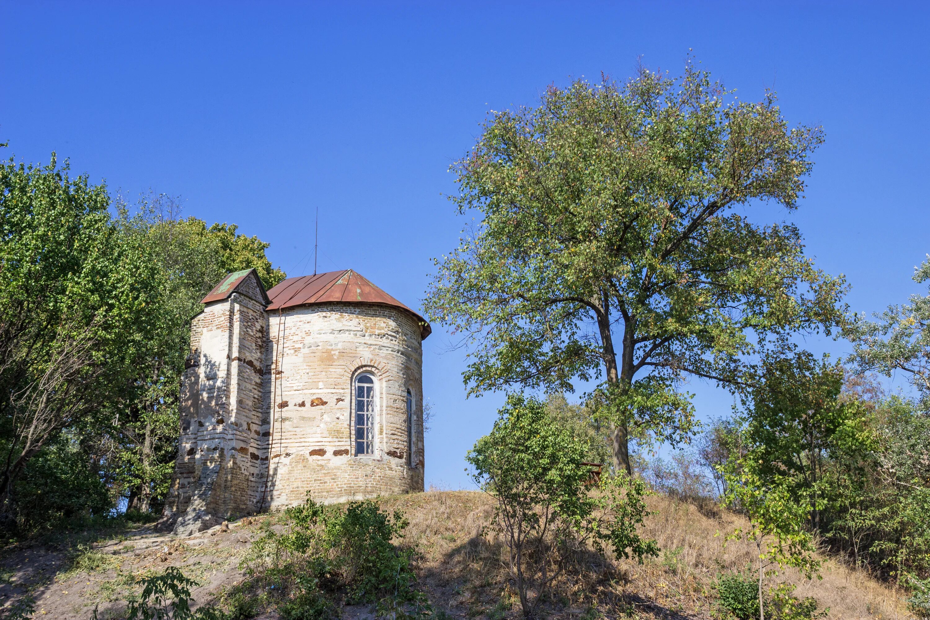 Река остёр черниговская обл. Остер город украина. Остер город. Любечанинов черниговская область город остер. Остер божница.