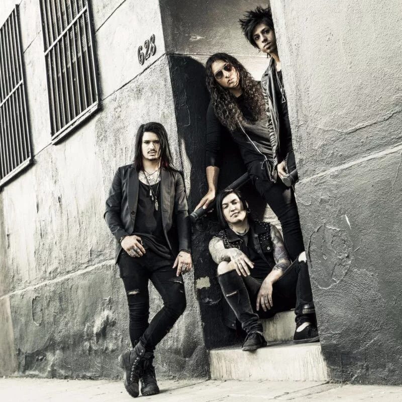 Escape the fate перевод. Группа Escape the Fate. Группа Escape the Fate 2006. Escape the Fate 2010. Escape the Fate album.