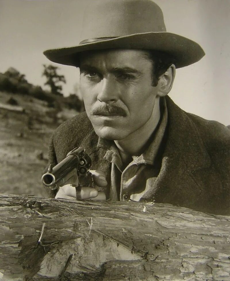 Фрэнк однажды. Henry Fonda. Возвращение Фрэнка Джеймса 1940. «Возвращение Фрэнка Джеймса».. Henry Fonda Frank.