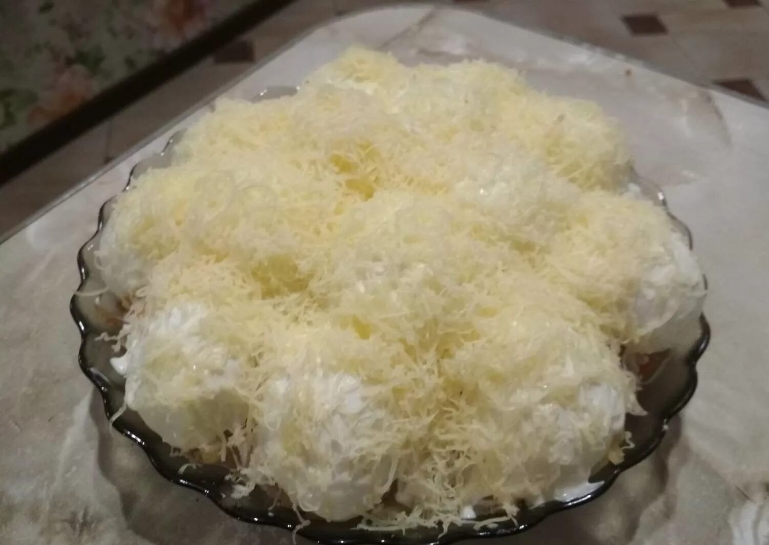 Салат сугробы пошаговый. Салат сугробы пошаговый рецепт. Салат снежные сугробы. Салат снежные сугробы. Салат сугробы пошаговый рецепт.