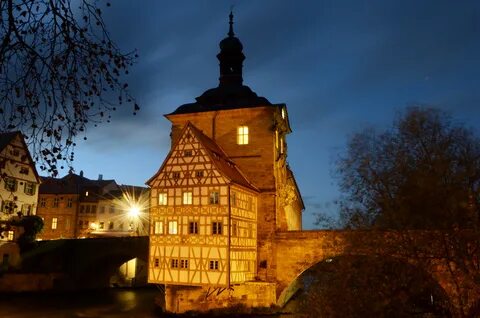 Bamberg Rathaus Am Nacht 5.jpg.