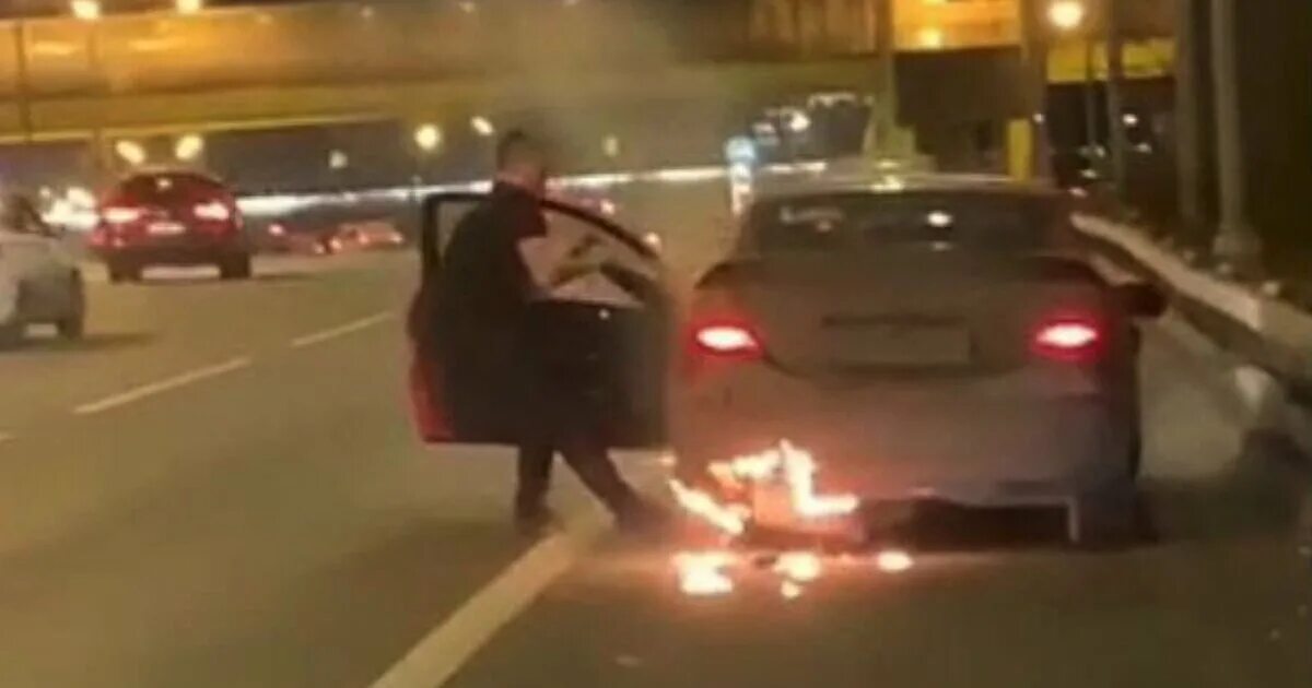 Мчу по мкаду песня
