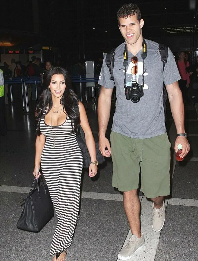 Высокий мужчина и маленькая женщина. Высокий парень.