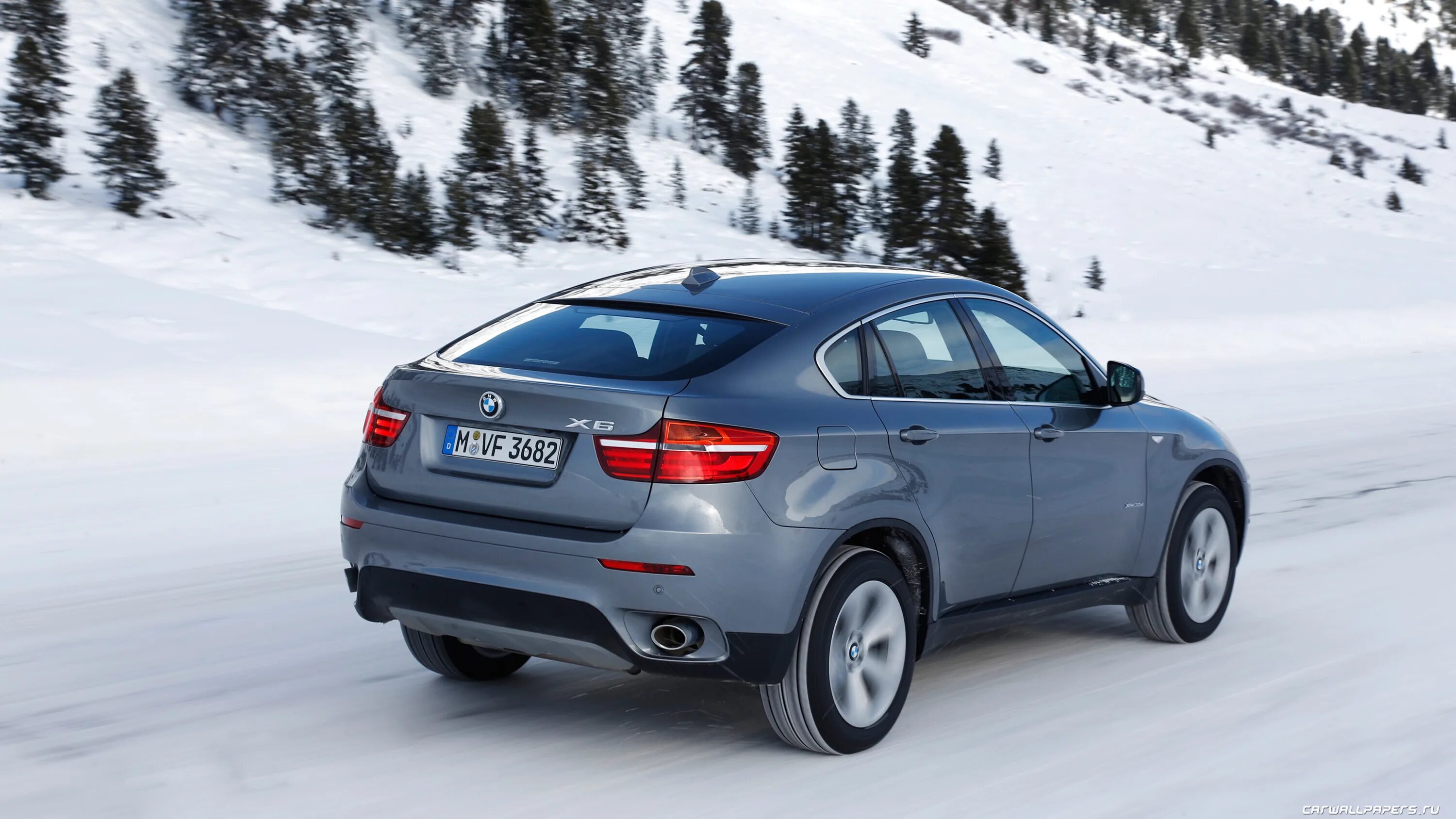 Bmw x6 стоит