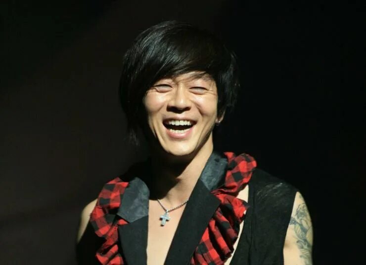 Instead feat yoon do hyun. Yoon do hyun band. юн до хён  yoon do. дон хён бэ. asiah певец.