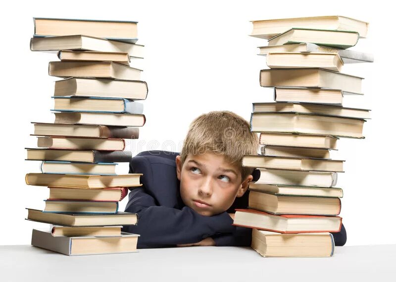 Ребенок среди книг. Книга для мальчиков. Ребенок завален книгами. Мальчик с многими книгами.