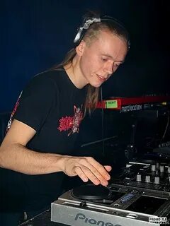 Dj side
