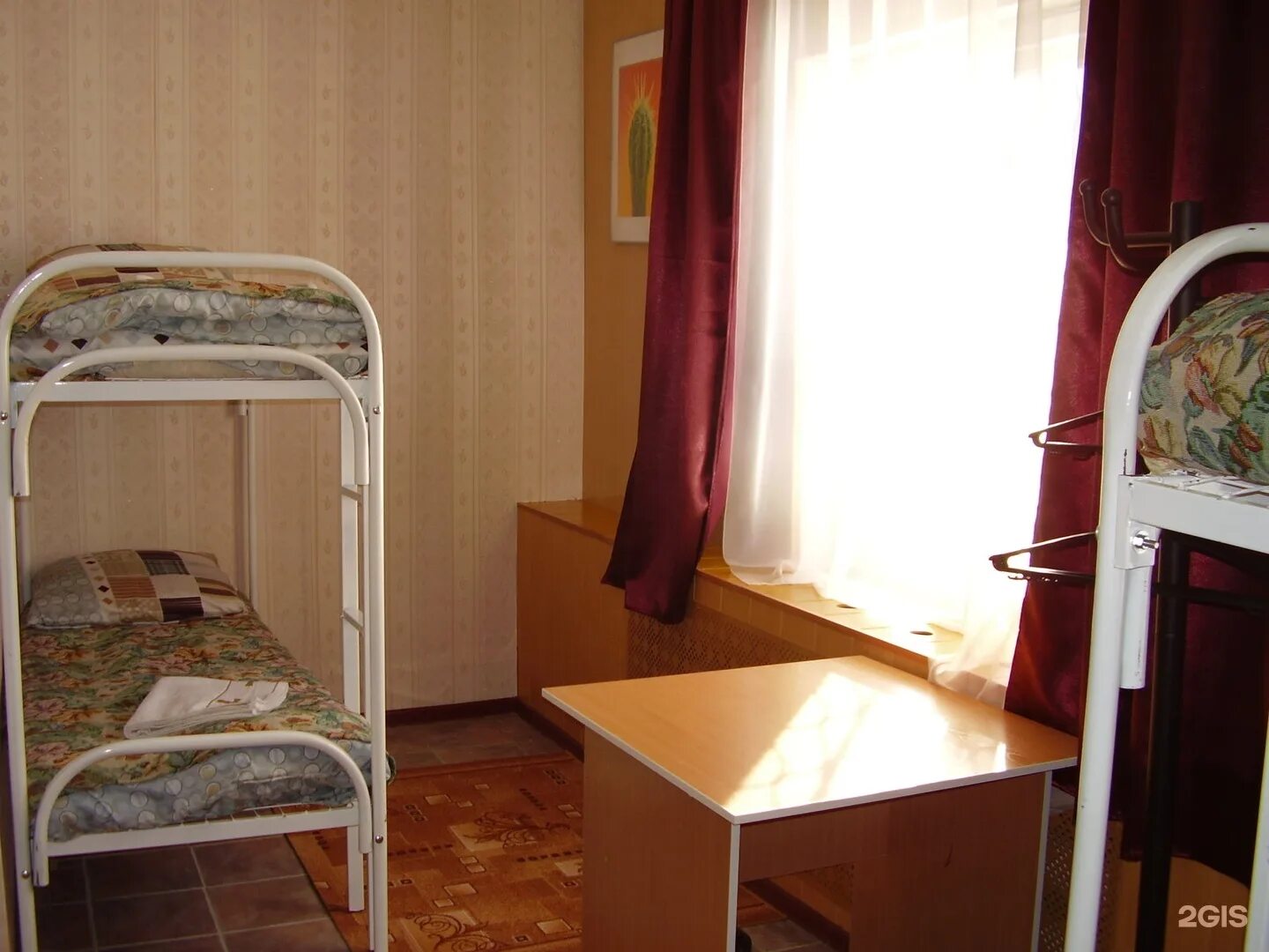 Снять комнату в общежитии в тобольске. Хостел в алексеевском. хостелы в тобольске. хостел алексеевский тобольск. тобольск хостел гостиница.