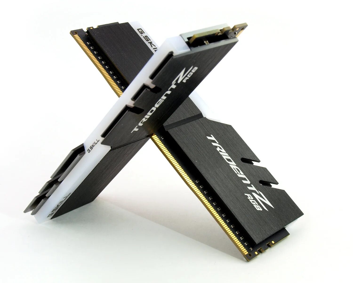 G skill trident z rgb f4. Оперативная память g.skill trident z rgb. f4-4000c18d-64gtzr timings. f4-4000c18d-64gtzr it. оперативка 3060.