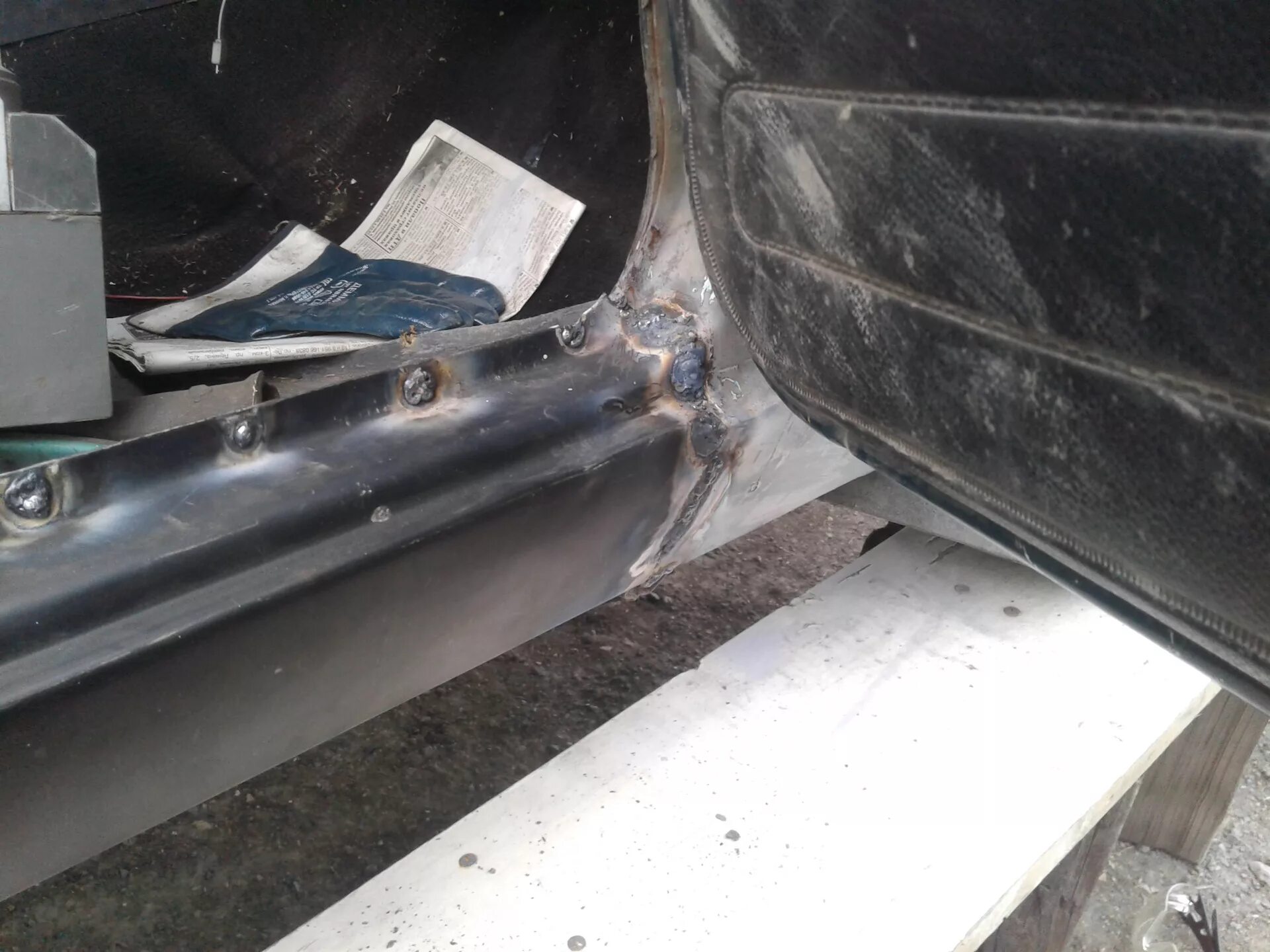 Пороги из профильной трубы на ваз 2107. Пороги ваз 2107 своими руками. Пороги ваз 2107 внутри. Пороги ваз 2107. Ремонтный порог ваз 2107.