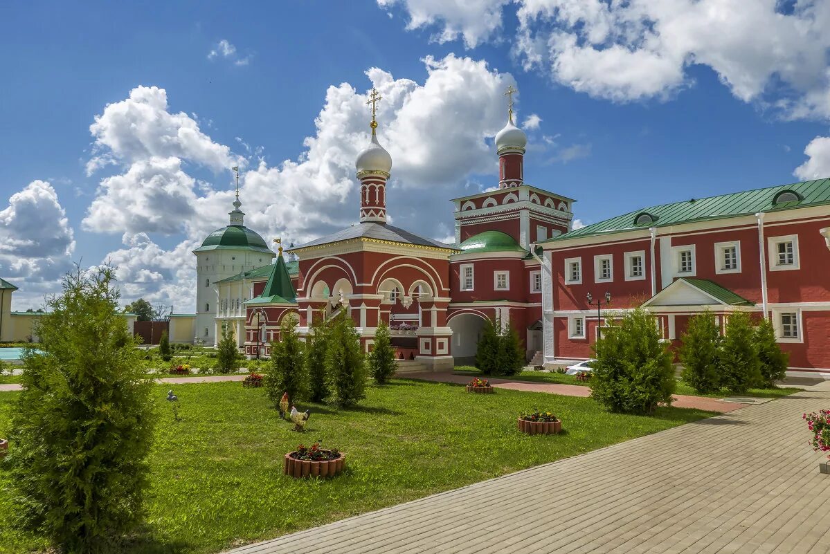 Николо-Пешношский монастырь. Николо-Пешношский монастырь зима. Г. Дмитров и Николо-Пешношский мужской монастырь. Николо-Пешношский казначейский корпус. Пешношский монастырь сайт