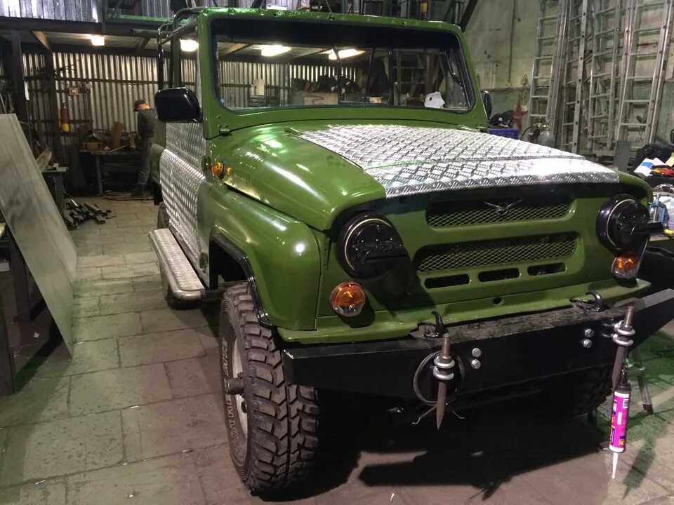 Злая решетка на уаз 3151. Облицовка джип на уаз. Уаз 469 решетка от волги. Облицовка уаз 469. Решетка радиатора уаз 469, хантер абс.