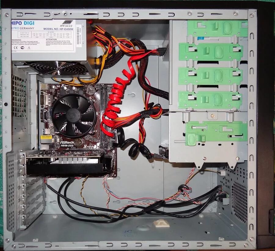 Корпус nzxt h510 два вентилятора на вдув и два на выдув. Вентилятор сзади системного блока что это. Вентилятор на вдув. Вдув выдув вентиляторов на блоке. Вентилятор на выдув.