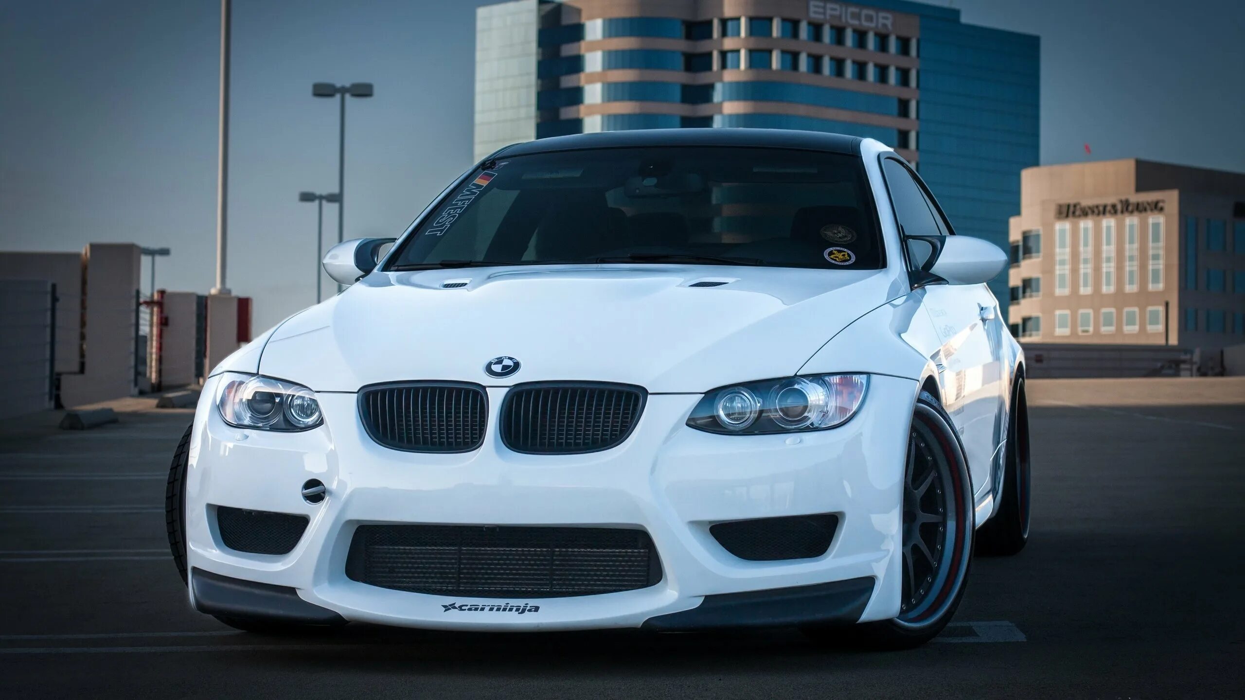 White machine. BMW m3 белая. BMW e92 White. BMW e92 белая. BMW m3 e92 белая.