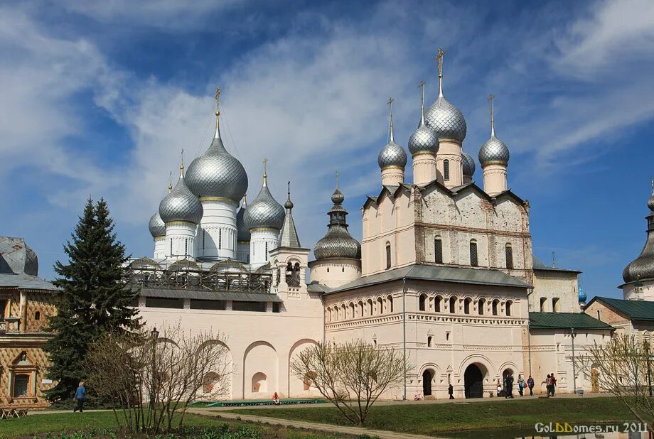 Старинный город золотого кольца. Успенский храм Ростов Великий.