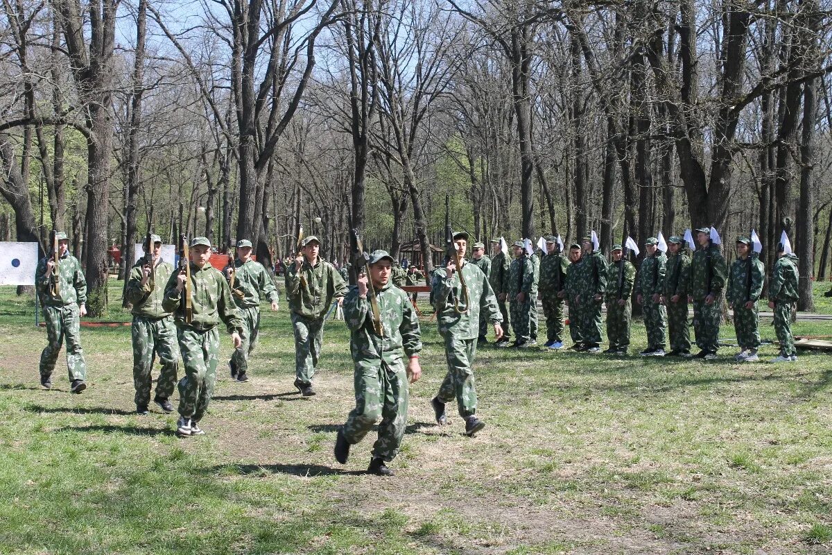 Лагерь военных в белгороде. Школьные армейские сборы юзао. Учебные сборы. Школьные армейские сборы юзао. Учебные сборы в 10 классе.