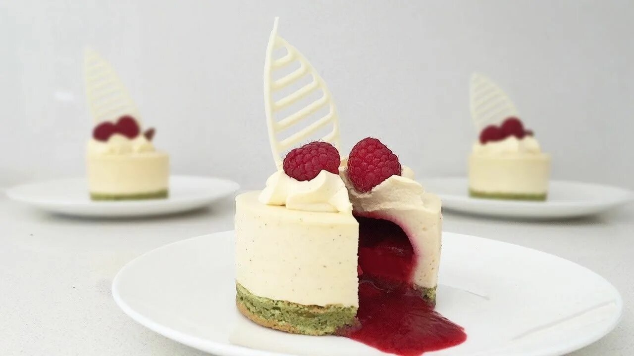 Десерт с белым шоколадом. Десерт из белого шоколада. Мусс — mousse. Мусс из белого шоколада. Мусс из белого шоколада.