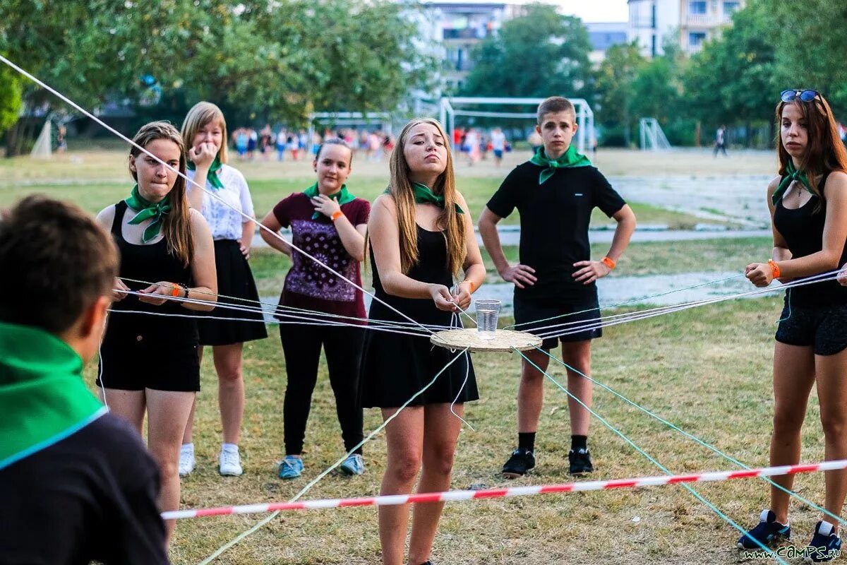 летние каникулы. лагеря на черном море 2022. дети в лагере. детский летний лагерь. детский летний лагерь.