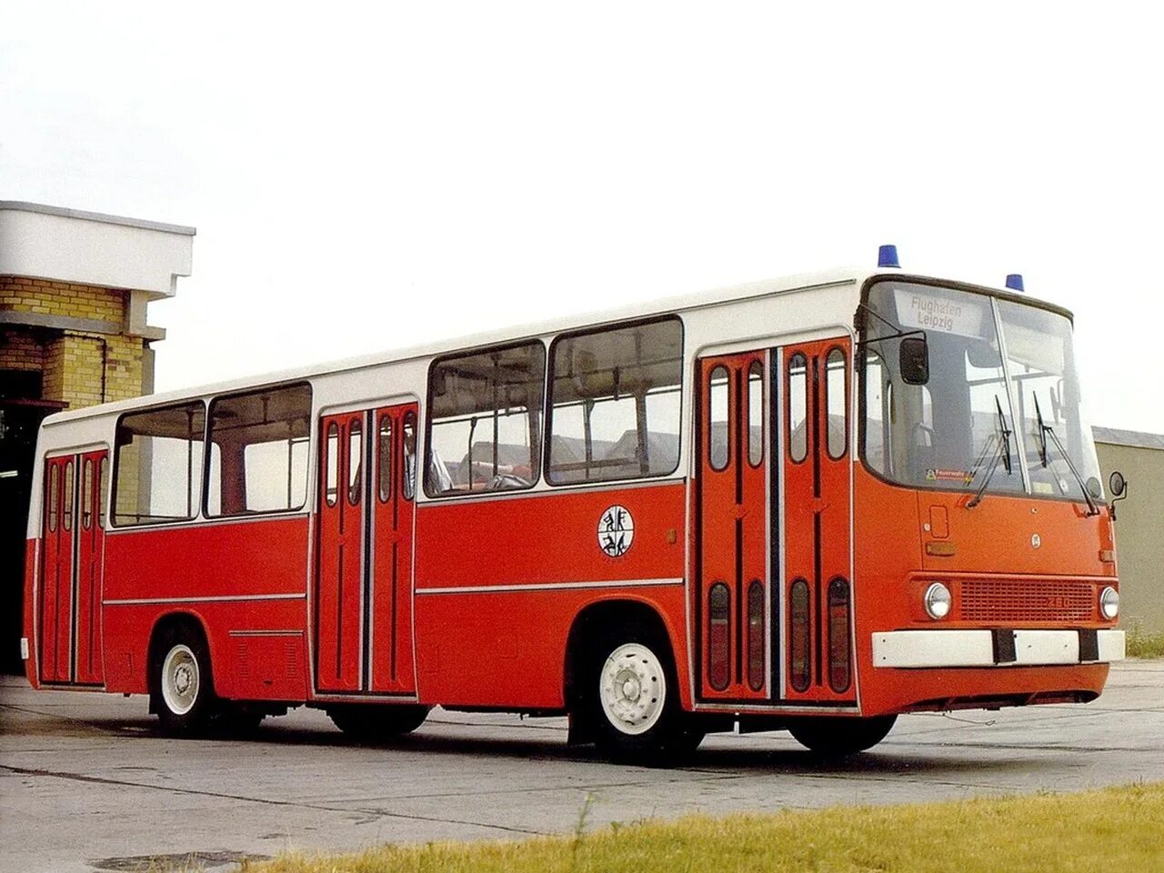Автобус икарус 260. Икарус 260. икарус 260 пожарный. икарус 260.05.