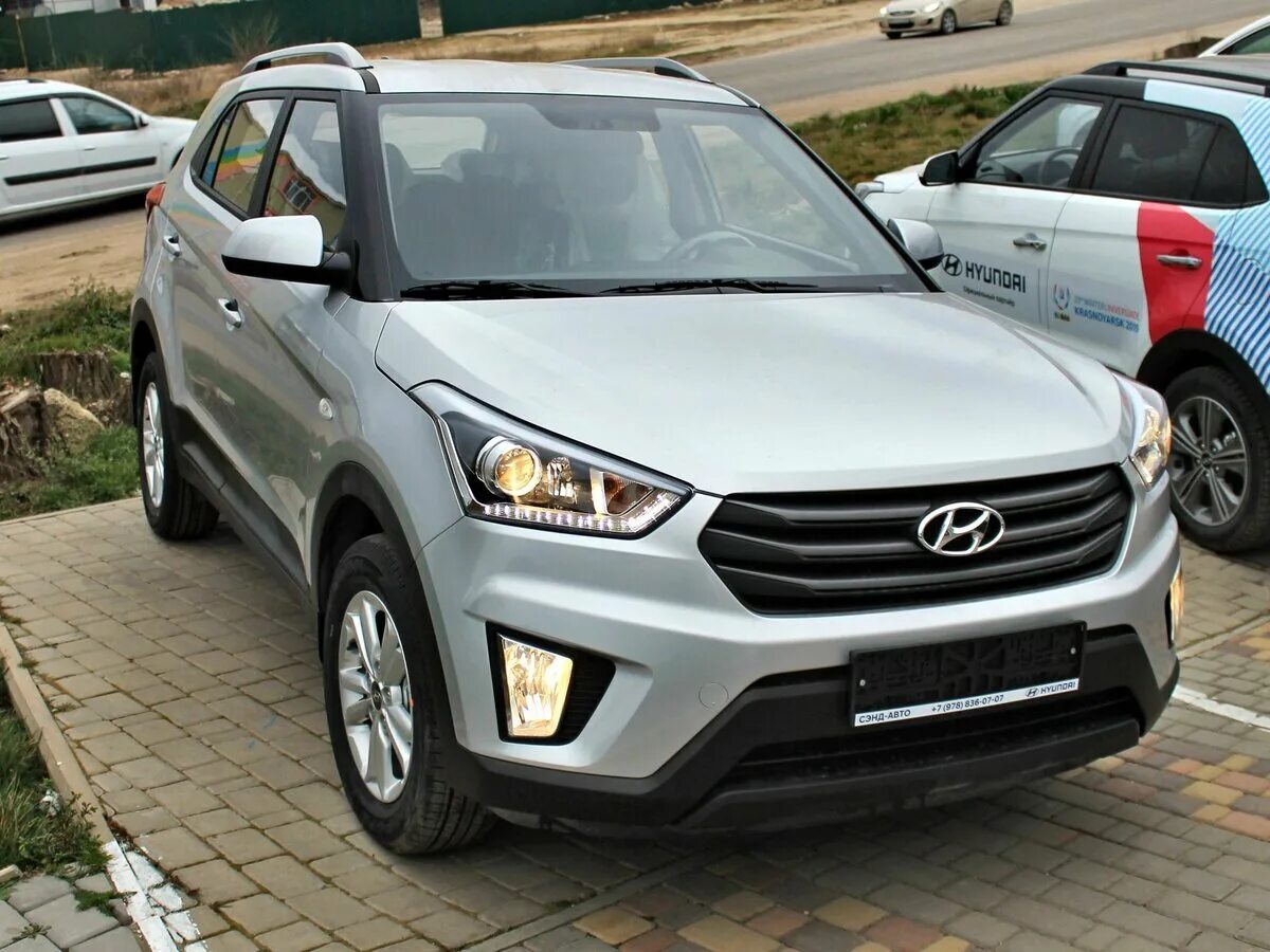 Крета 1 поколение. Hyundai Creta 1 поколение. Остров Крета. Хендай Крета первое поколение. Серебристый Hyundai Creta i 2.0 at (149 л.с.) 4wd.