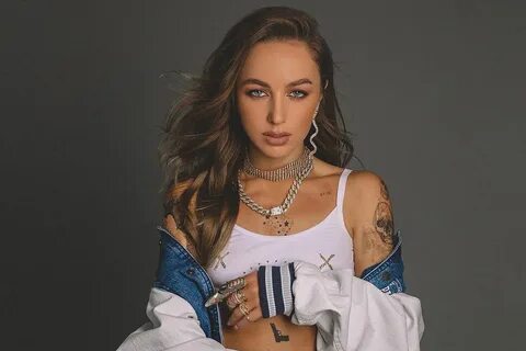 Ундервуд" объединил Мари Краймбрери, Константина Хабенского и Булата Окуджаву - 