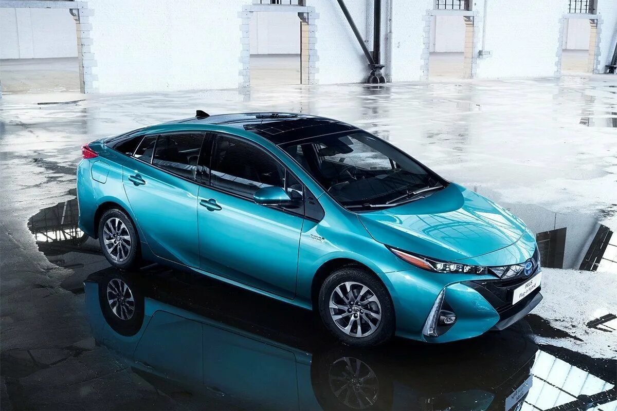 Тойота Приус гибрид 2016. Toyota Prius Plug-in Hybrid. Toyota Prius PHV 2017. Тойота Приус гибрид 1. Какие машины гибриды