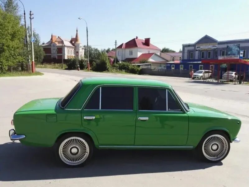 Ваз 2101 зеленая. Ваз 2101 зеленая тонированная. Ваз-2101 жигули зелёная. Ваз 2101 зеленый. Ваз-2101 жигули зелёная.