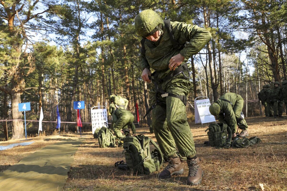 Физическая подготовка в вс рф. 11 Гвардейская десантно штурмовая бригада. 11 Отдельная Гвардейская десантно-штурмовая бригада ВДВ. 31 ОДШБР. Физподготовка ВДВ.