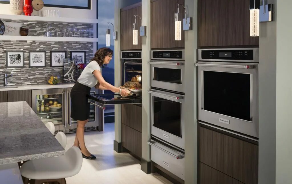 Built in charge. Built in kitchen. built-in appliances. built-in kitchen midea. built-in home appliances.